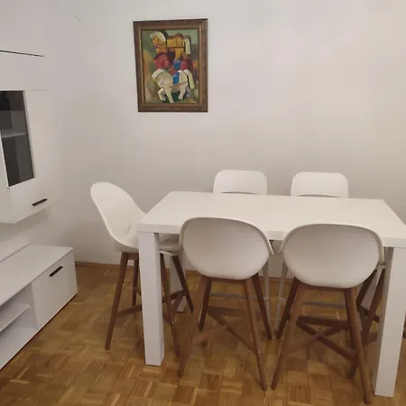 Apartment 3-zimmer-wohnung-kalvariengurtel *