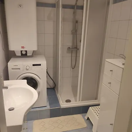 3-zimmer-wohnung-kalvariengurtel דירה *