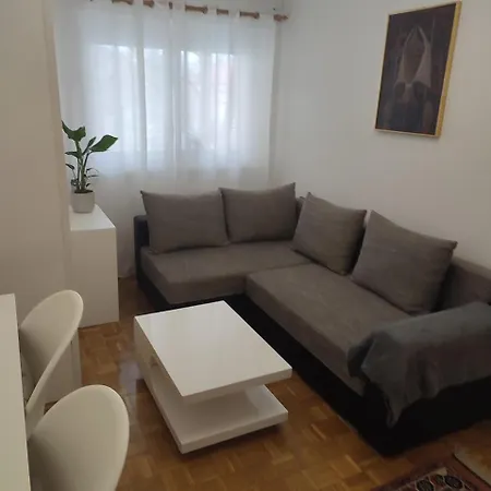 3-zimmer-wohnung-kalvariengurtel 아파트