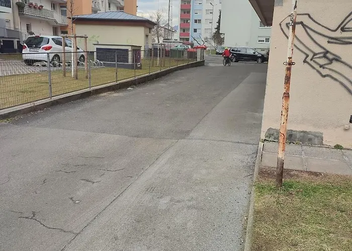 3-zimmer-wohnung-kalvariengurtel Apartmán *